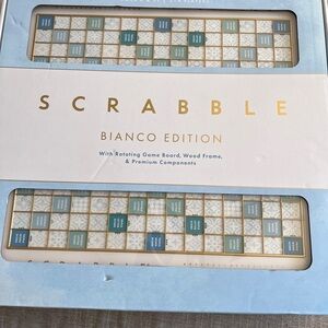 Bianco Edition scrabble - Blue and White, gold